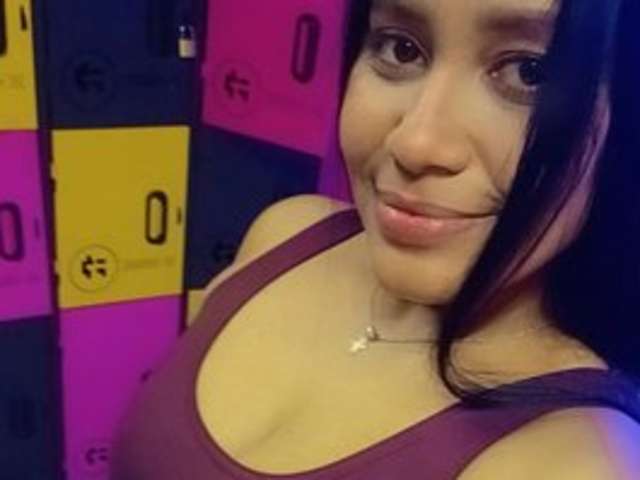 go to chat with cami-sophia