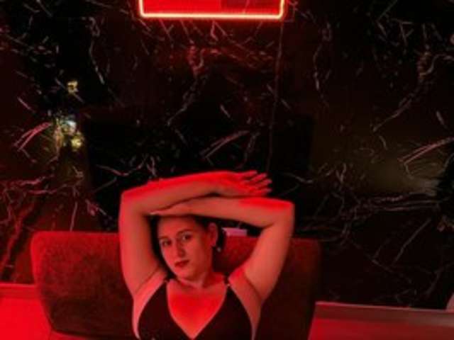 go to chat with camila1072