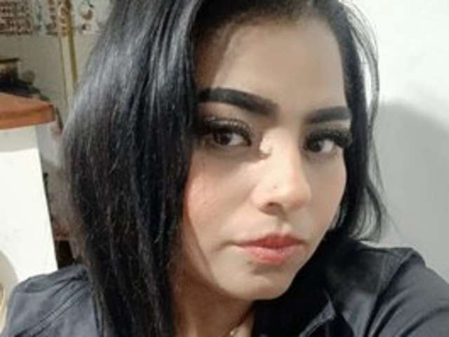 go to chat with carlabrunet