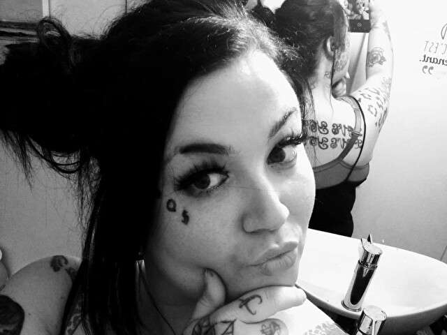 go to chat with carodiamondd