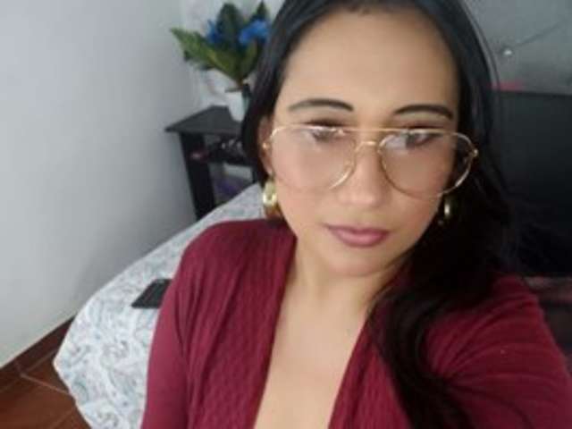 go to chat with carolinalovee