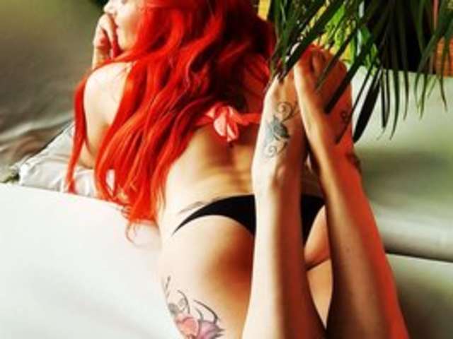 go to chat with catwoman90
