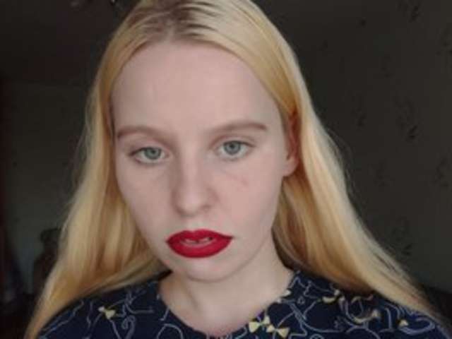 go to chat with charming-blonde