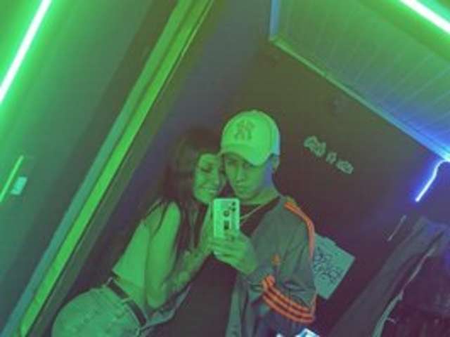 go to chat with couple-2533