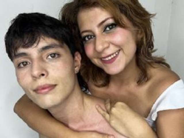 go to chat with couplemysterious