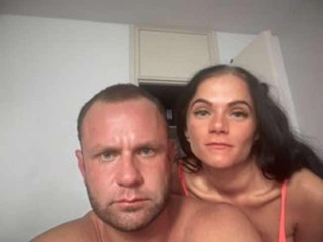go to chat with coupletoy97