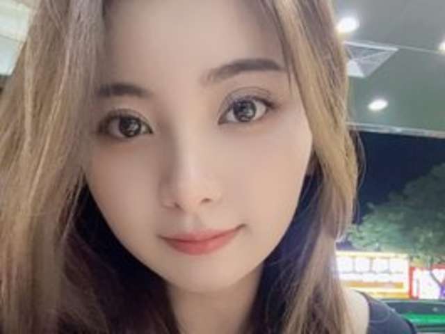 go to chat with cry-nini