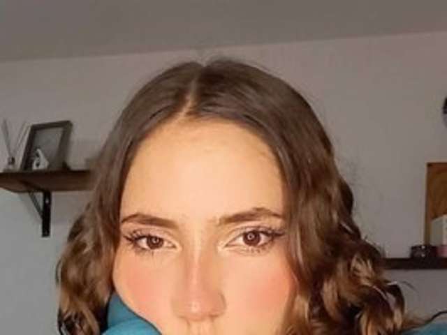 go to chat with cute-sky