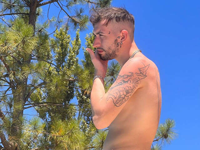 go to chat with diabl0hot