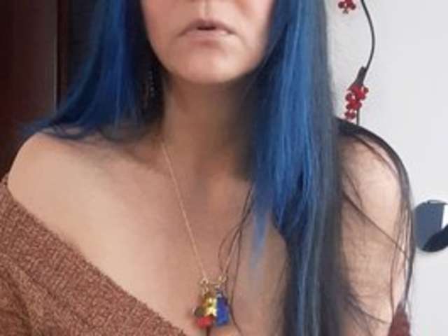 go to chat with divine-mature