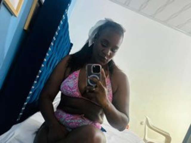 go to chat with ebony-sexy-milf