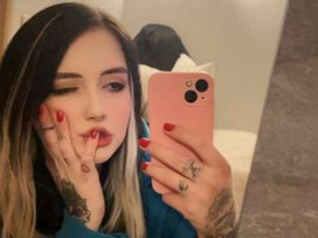go to chat with emma-andersonn