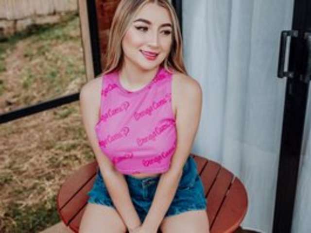 ERIN- amateur webcam photo