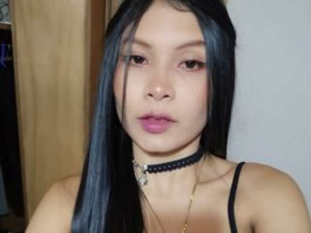 go to chat with evolet181