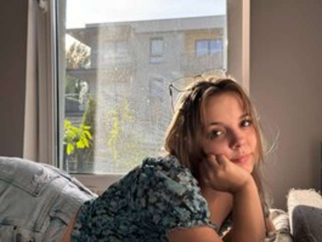 go to chat with extasySienna