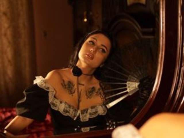 go to chat with fatalefemme