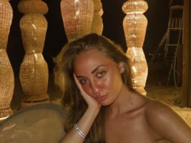 go to chat with fkngirl333