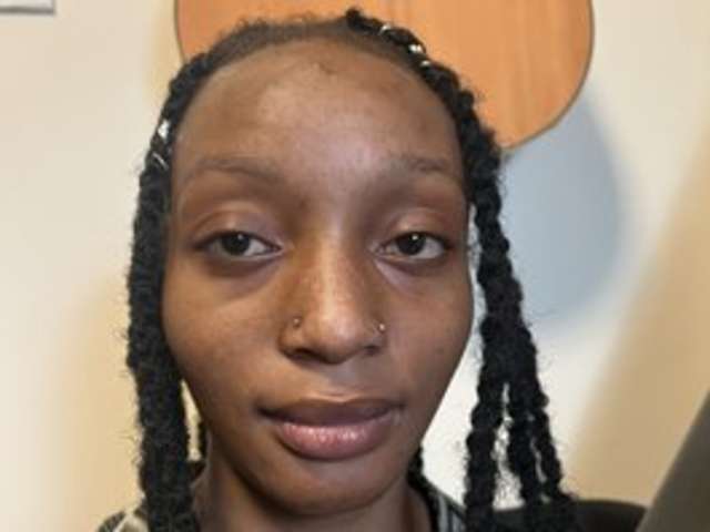 go to chat with freakyclara