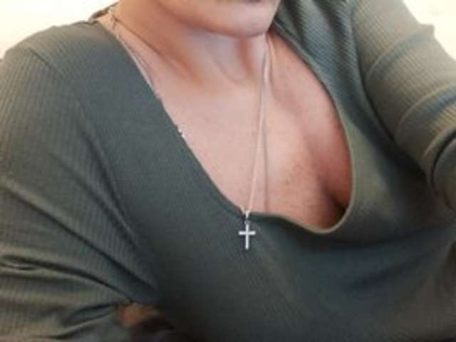 go to chat with frenchie56