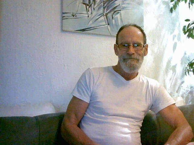 go to chat with frencholdman