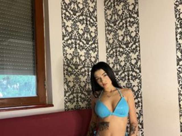 go to chat with girlnextdoor19