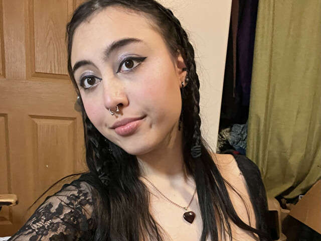 go to chat with goddesselley