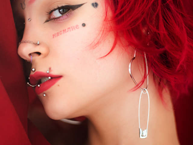 go to chat with goddesskitty