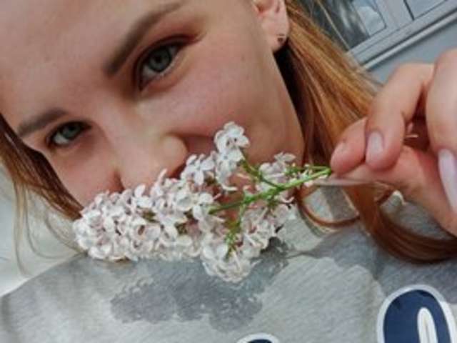 go to chat with helloslutkitty