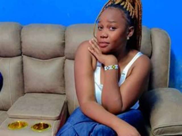 go to chat with hotbella2002