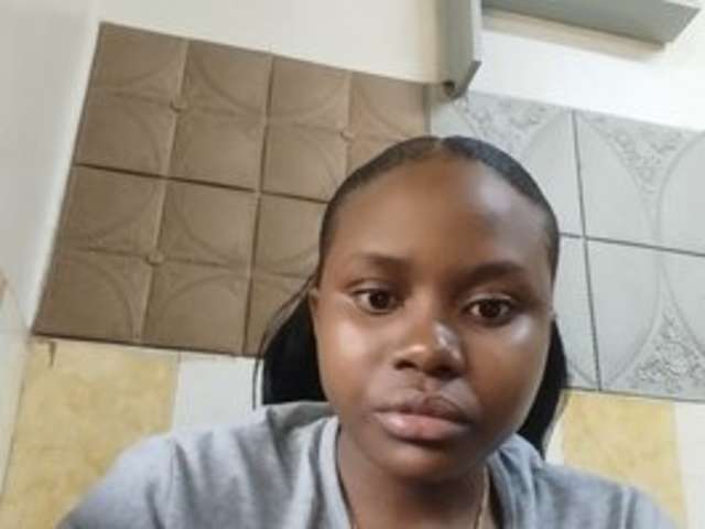 go to chat with hotsarah2004