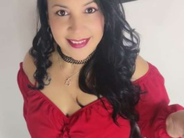go to chat with isabella-diprinzio