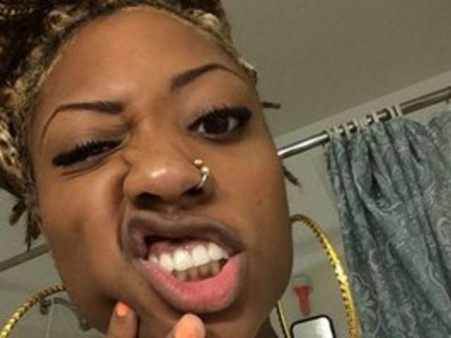 go to chat with itsMUVA