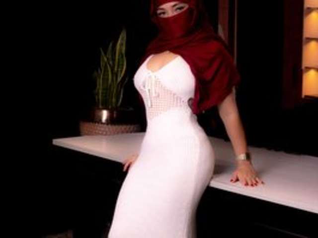 go to chat with izadii