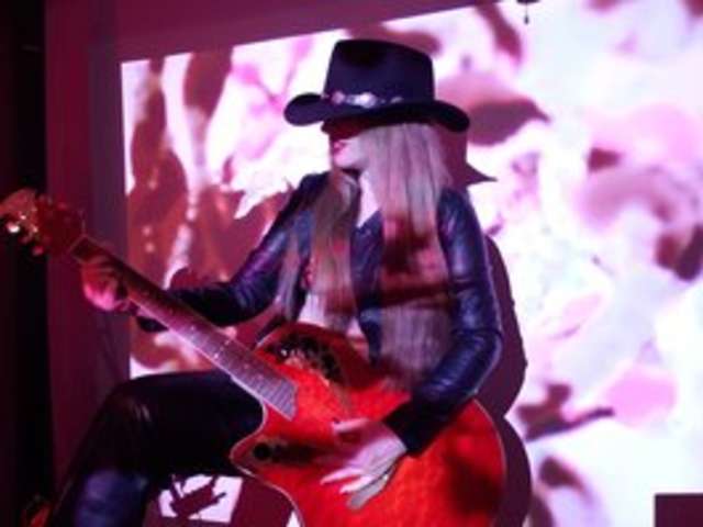 go to chat with jadestar