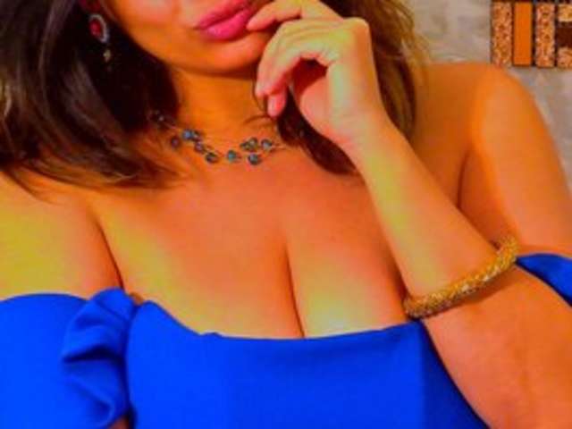 go to chat with jesicacox
