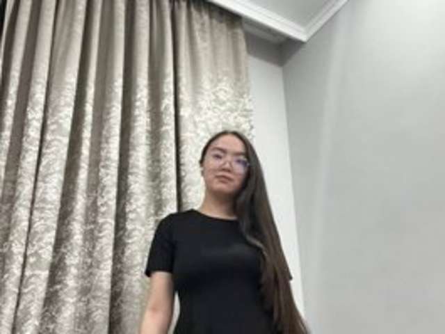 go to chat with junamiin