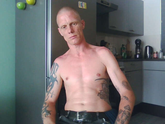 go to chat with justmy