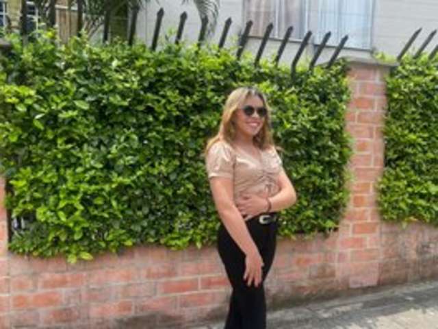 go to chat with kandy_devil