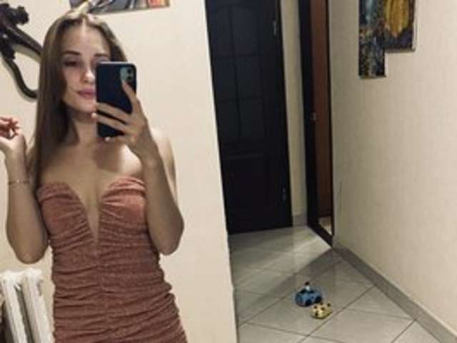 go to chat with karolina-sweetsoul