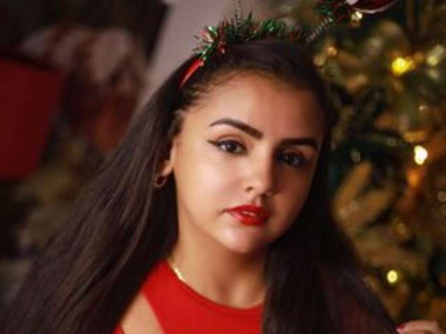 go to chat with keiraBrooke