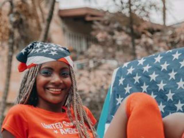 go to chat with kenya-stone