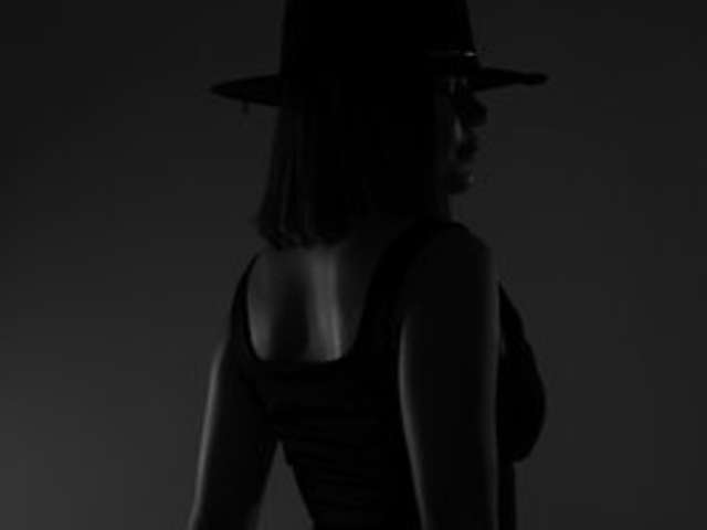 go to chat with kira-rodriguez