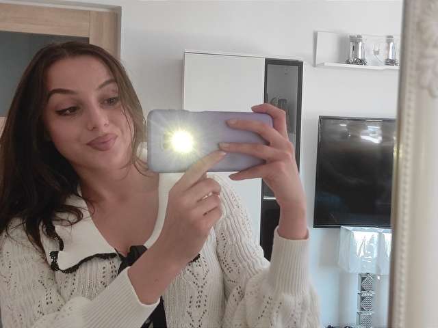 KISSCOURTNEY amateur webcam photo