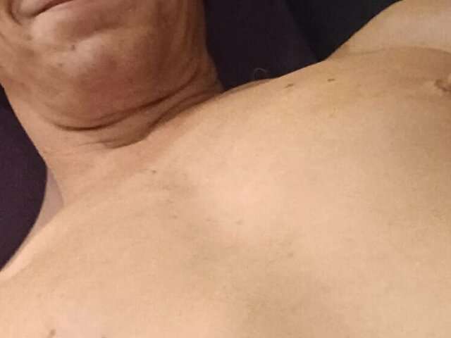 go to chat with klnudist