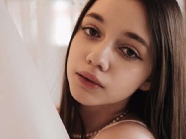 go to chat with kokomiia