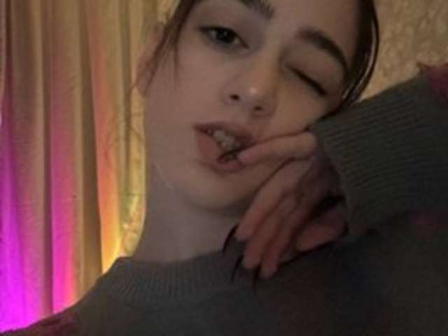 go to chat with kristinakaram