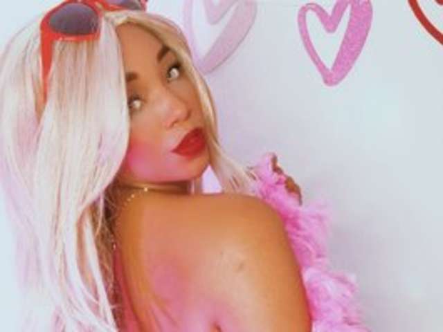 go to chat with kylieboobs24