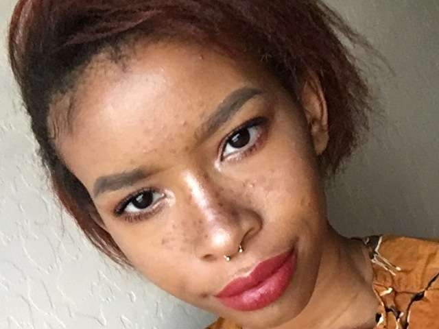 go to chat with lalunevelvet