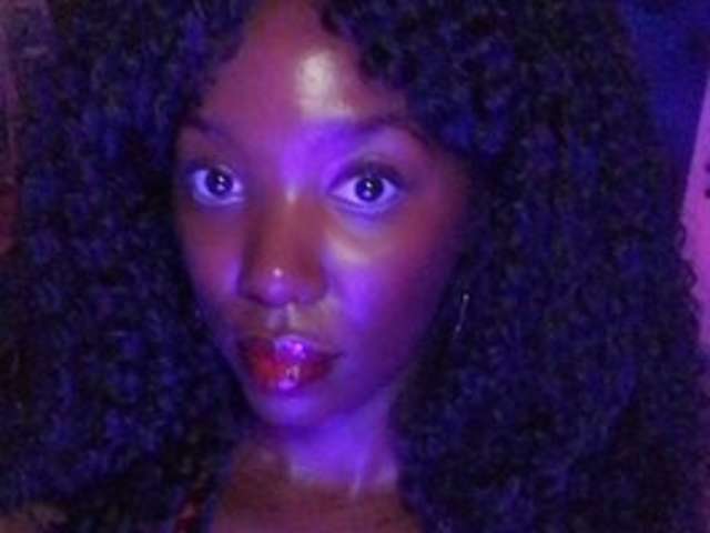 go to chat with lanaluxxe4