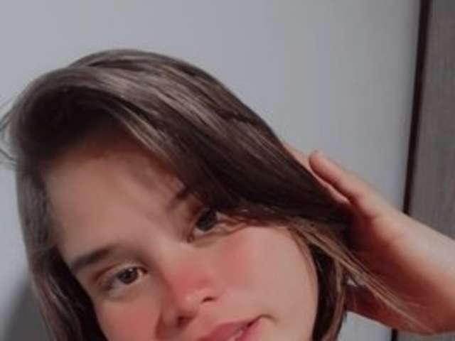 go to chat with laura-aguilar